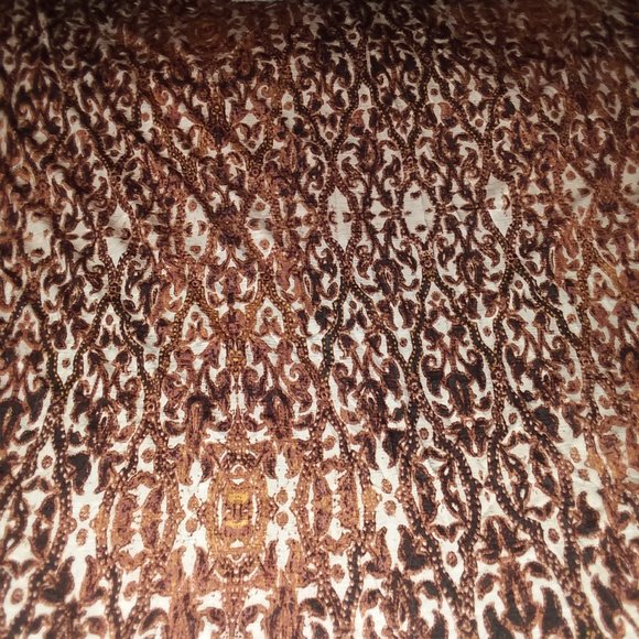 One world top - Picture 1 of 3